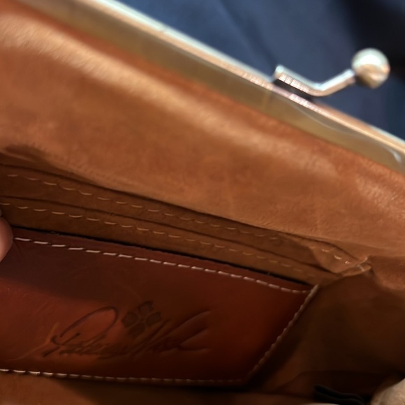 Patrisha Nash Vintage KISS Lock Wristlet - Picture 2 of 13